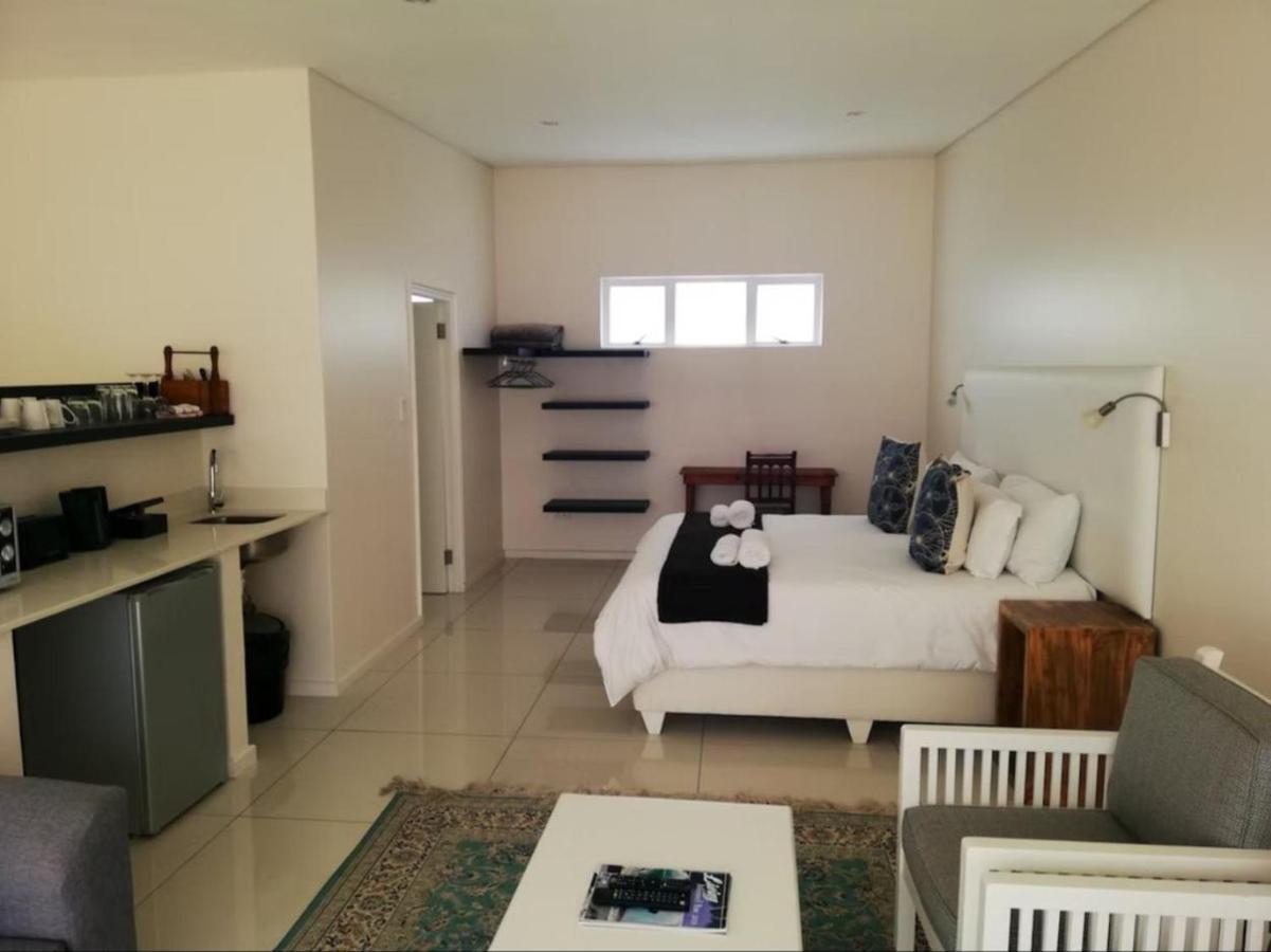 מוסל ביי Green Door Guest House חדר תמונה