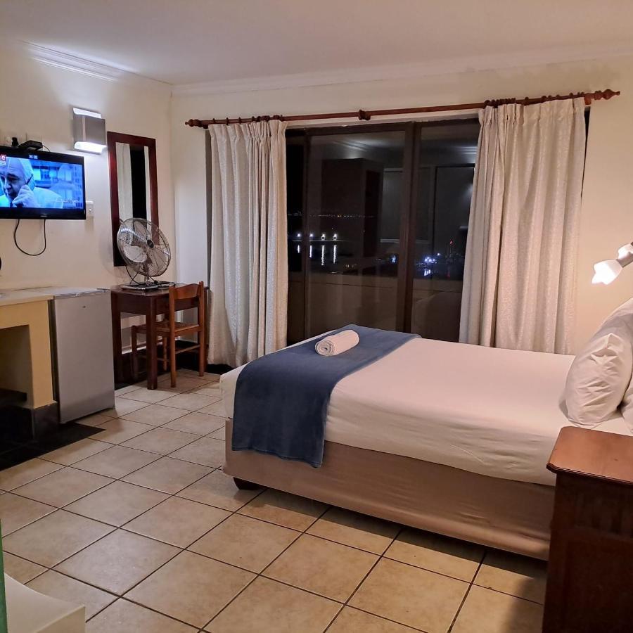 מוסל ביי Green Door Guest House מראה חיצוני תמונה