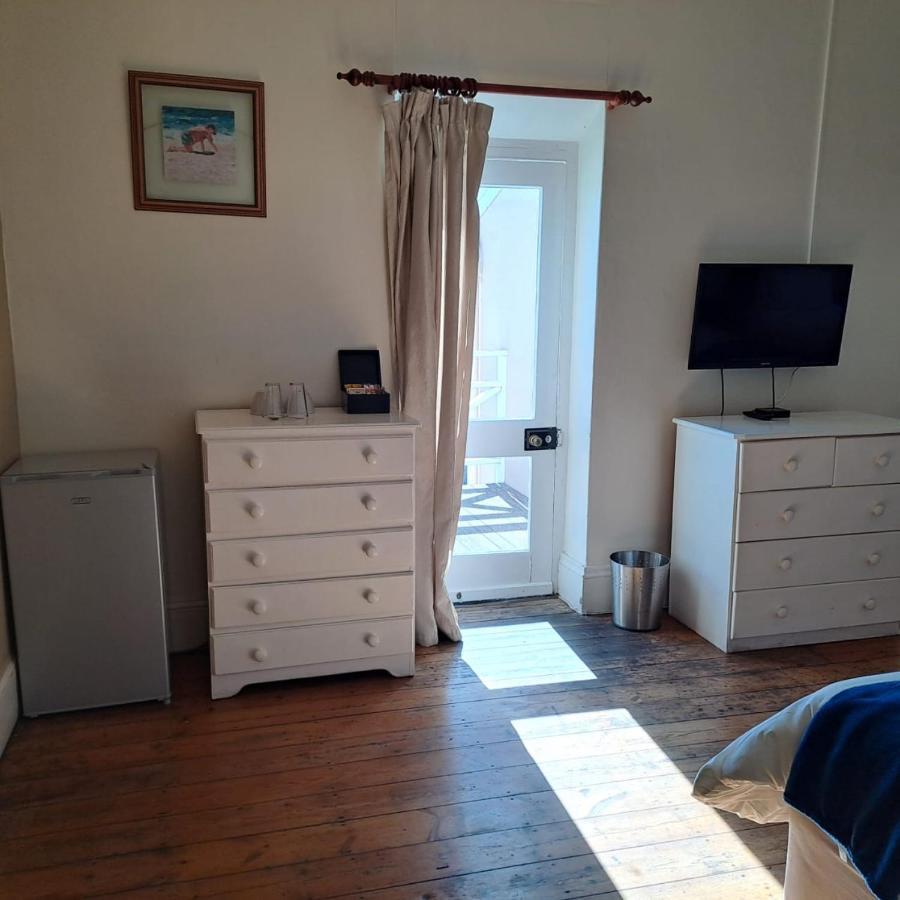 מוסל ביי Green Door Guest House מראה חיצוני תמונה